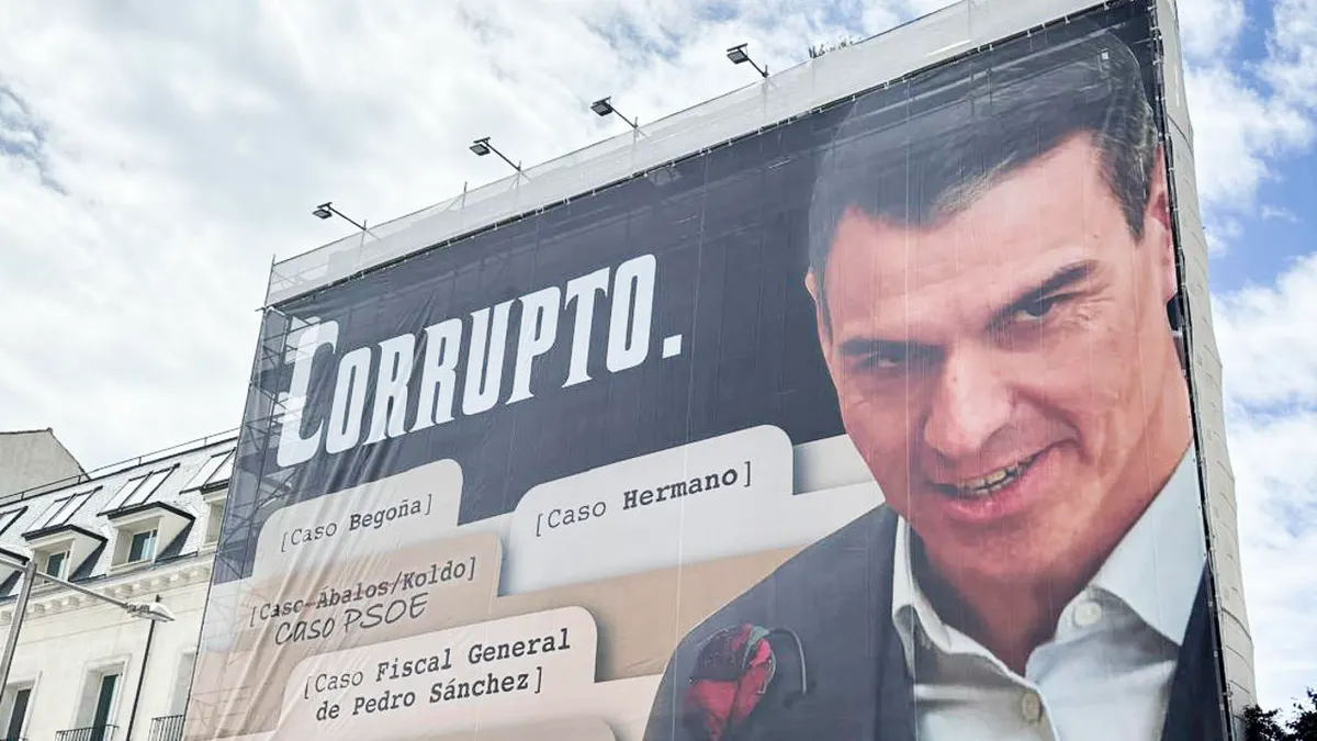 Lona publicitaria corrupto Pedro Sánchez