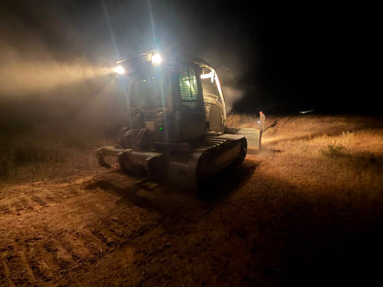 La Brigada X participa en las tareas de extinción del incendio de Huelva