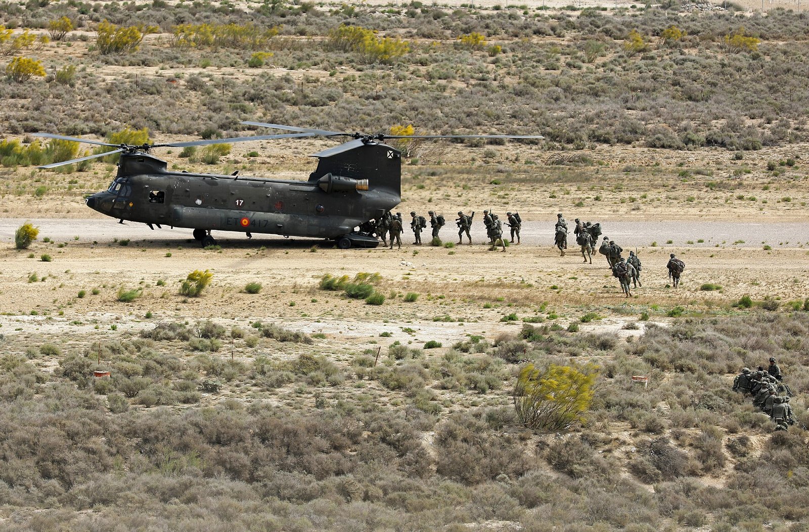 Militares del Ejército de Tierra español durante un ejercicio de adiestramiento. Foto: U.S. Army / Staff Sgt. Rodney Roldan.