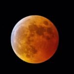 El eclipse parcial de Luna del 28 de agosto cubrirá prácticamente todo el disco lunar, ofreciendo desde España uno de los grandes espectáculos astronómicos del verano.